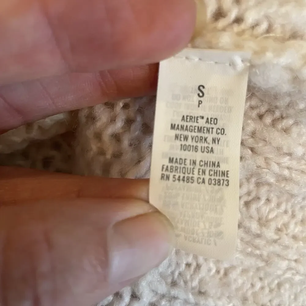 Aerie Sweater Size S Boxy Style Open Weave Crew Neck Ivory Wool/Alpaca‎ Blend